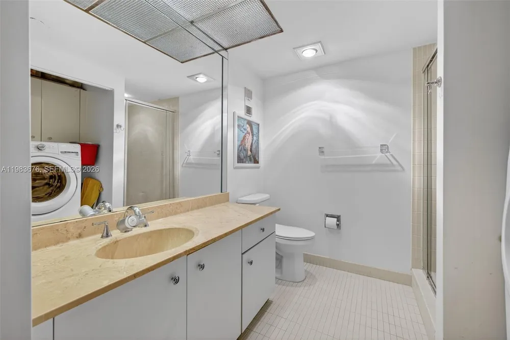 20281 E Country Club Dr, Aventura, FL 33180