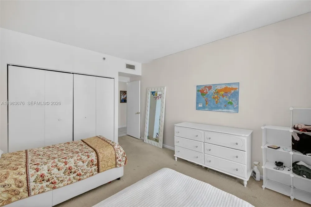 20281 E Country Club Dr, Aventura, FL 33180