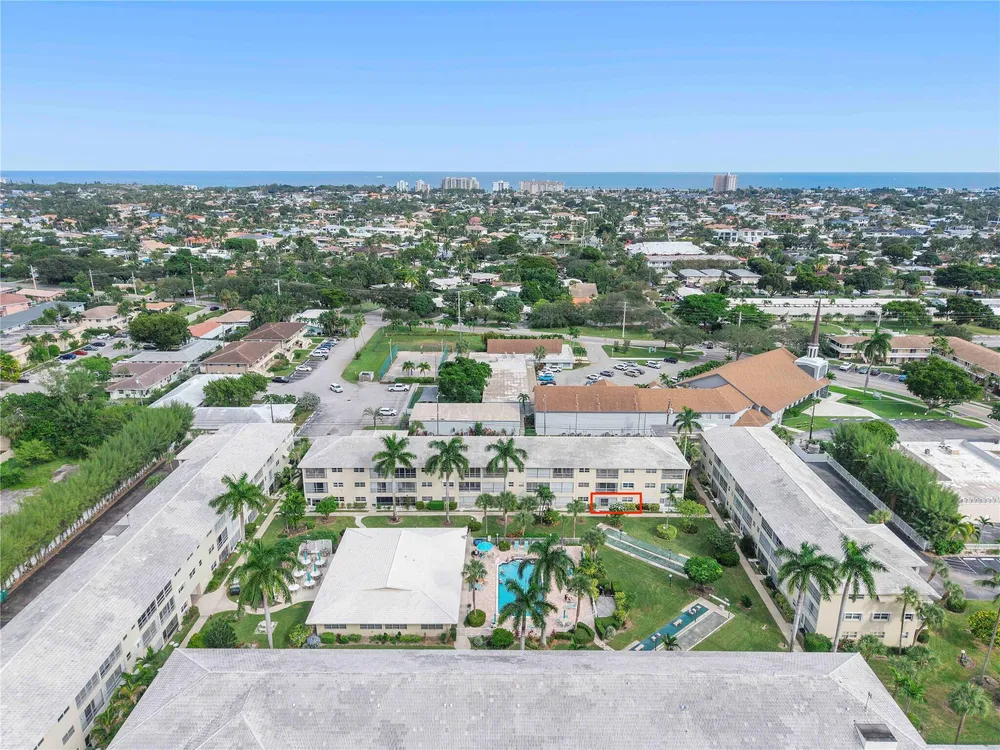 1951 NE 39th St, Lighthouse Point, FL 33064