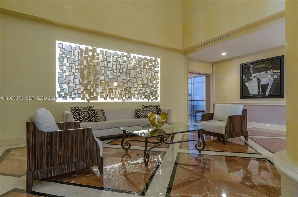 20281 E Country Club Dr, Aventura, FL 33180