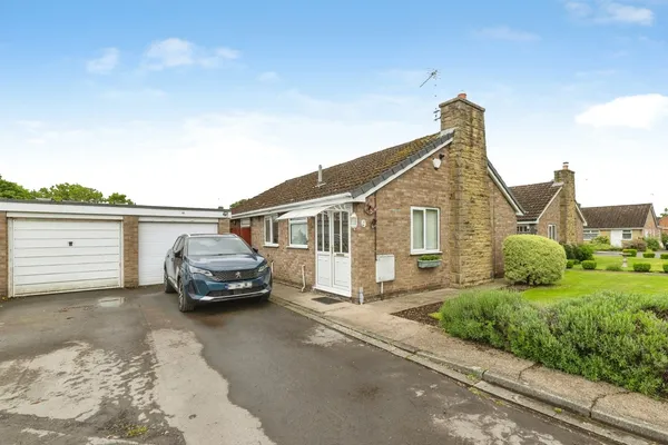 Honeypot Road, Brompton on Swale, Ric...