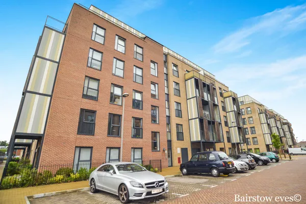 WAVE COURT, ROMFORD,  RM7