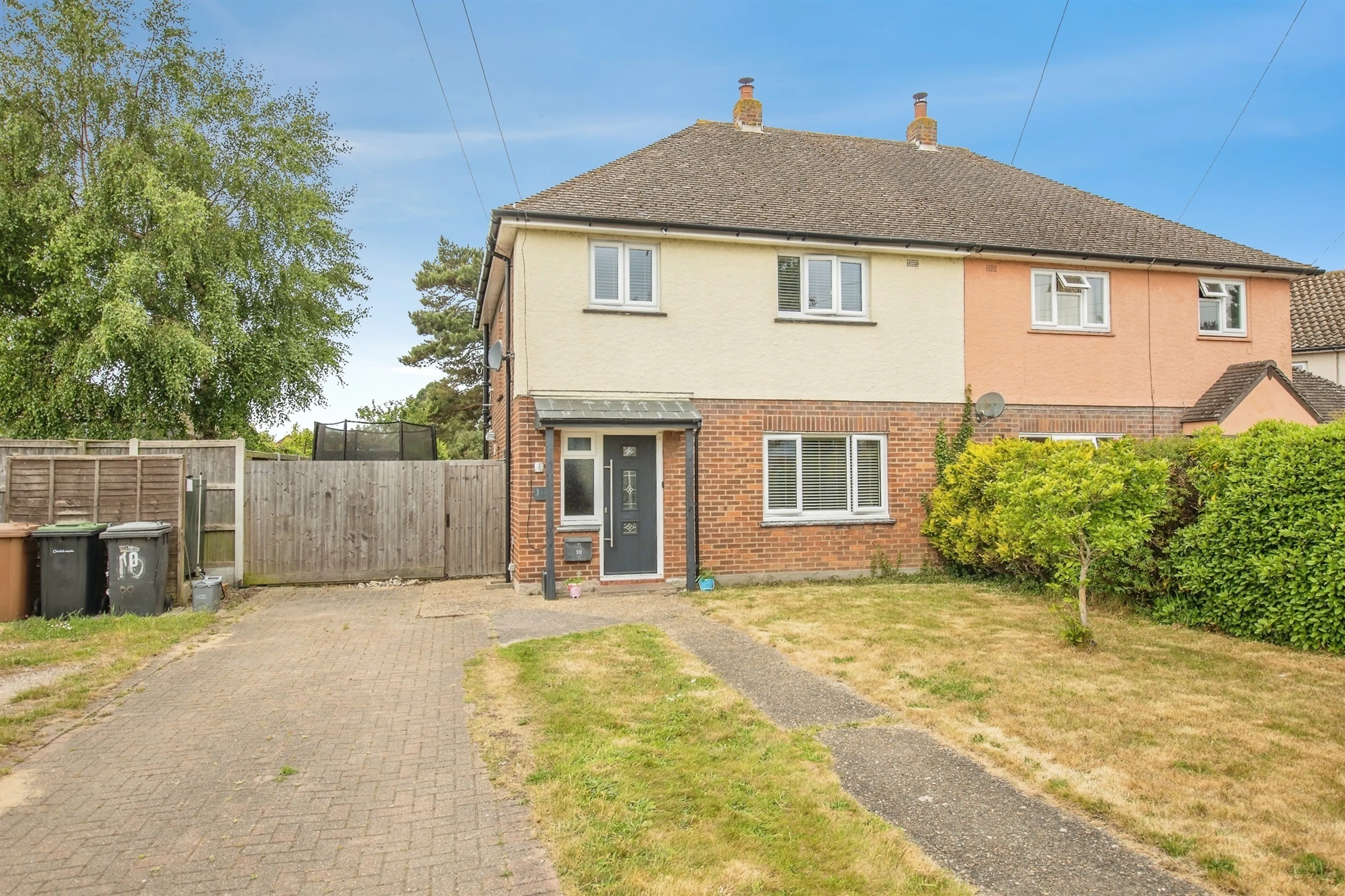 Property photo 0