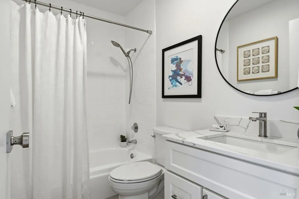 318 Sylvia Way, San Rafael, CA 94903