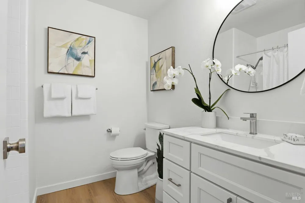 318 Sylvia Way, San Rafael, CA 94903