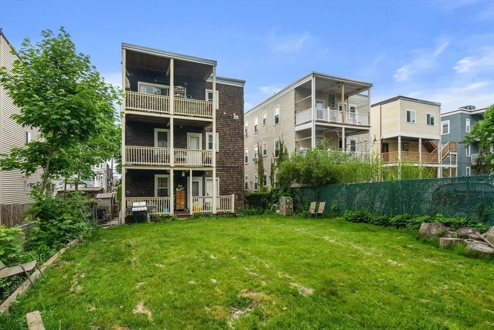 5 Lafield St, Boston, MA 02122