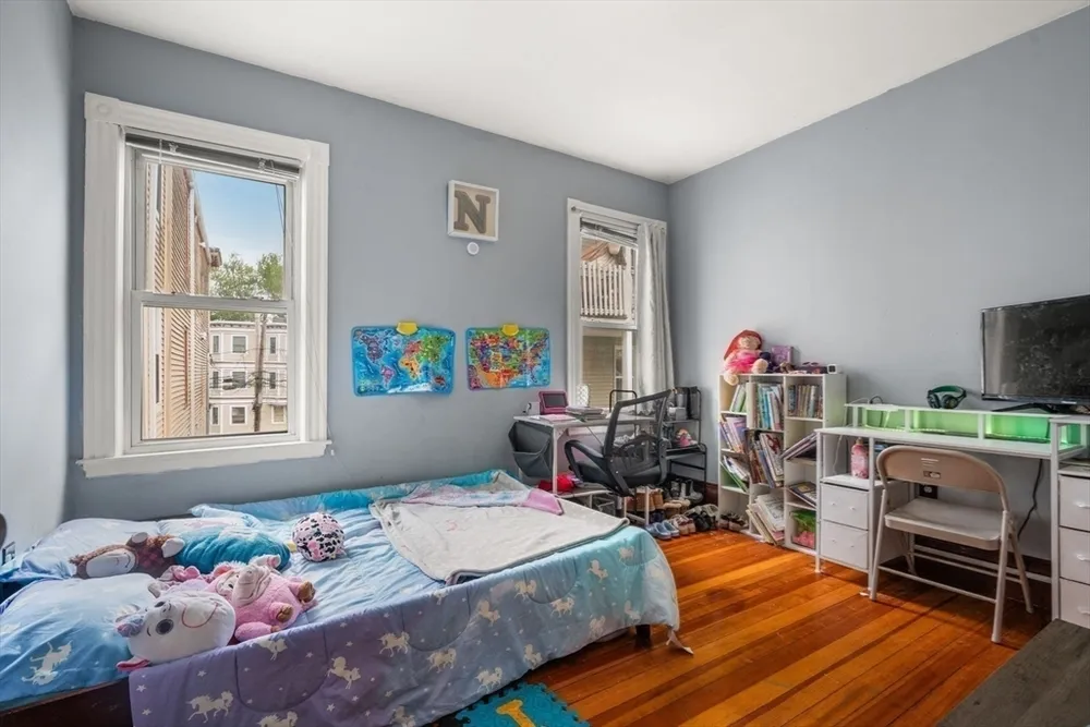 5 Lafield St, Boston, MA 02122