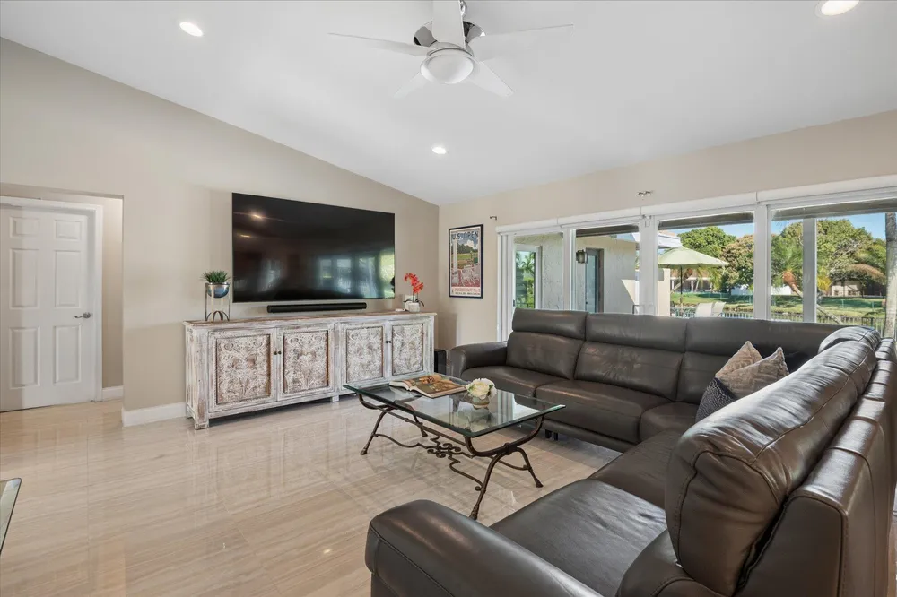 1078 NW 96th Ave, Plantation, FL 33322