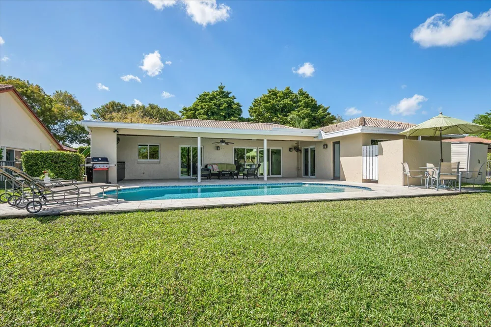 1078 NW 96th Ave, Plantation, FL 33322