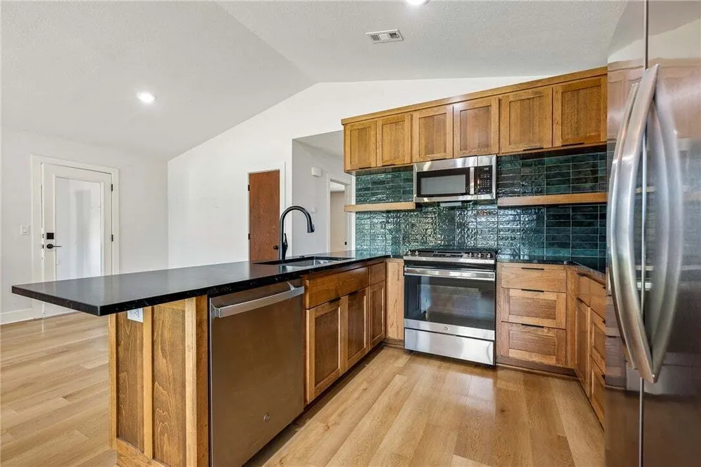 1808 SW D St, Bentonville, AR 72712