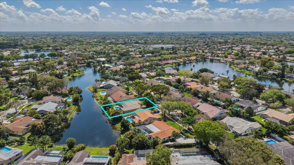 1078 NW 96th Ave, Plantation, FL 33322