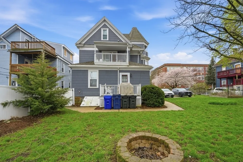 36-38 Florence St, Boston, MA 02131