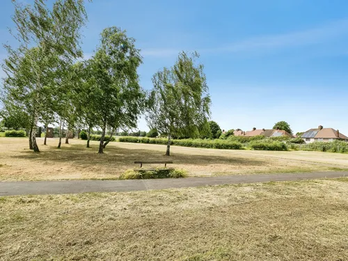 Burns Place, Tilburyphoto
