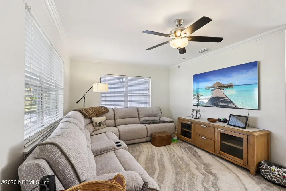 737 Wren Rd, Jacksonville, FL 32216
