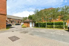 Regents Mews, Horley