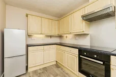 Regents Mews, Horley