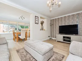 Hawkins Drive, Chafford Hundred, Grays thumb 3