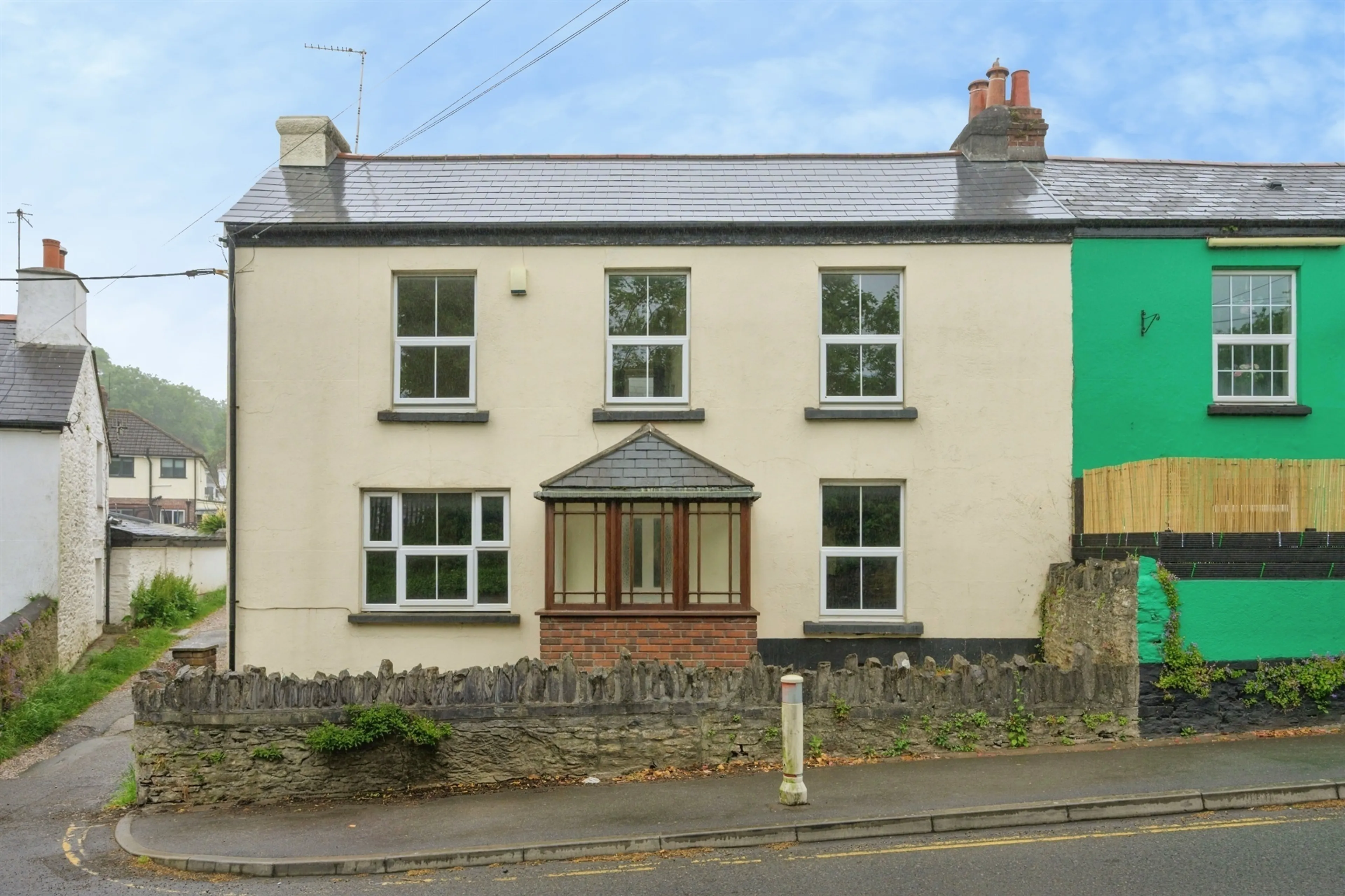 Property photo 0