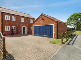 Debdhill Road, Misterton, Doncaster photo