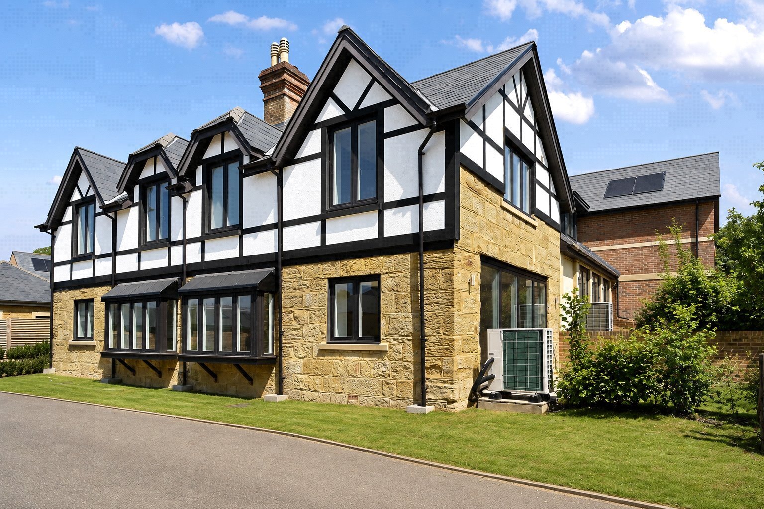Buxshalls, Ardingly Road, Lindfield, RH16 Image 1