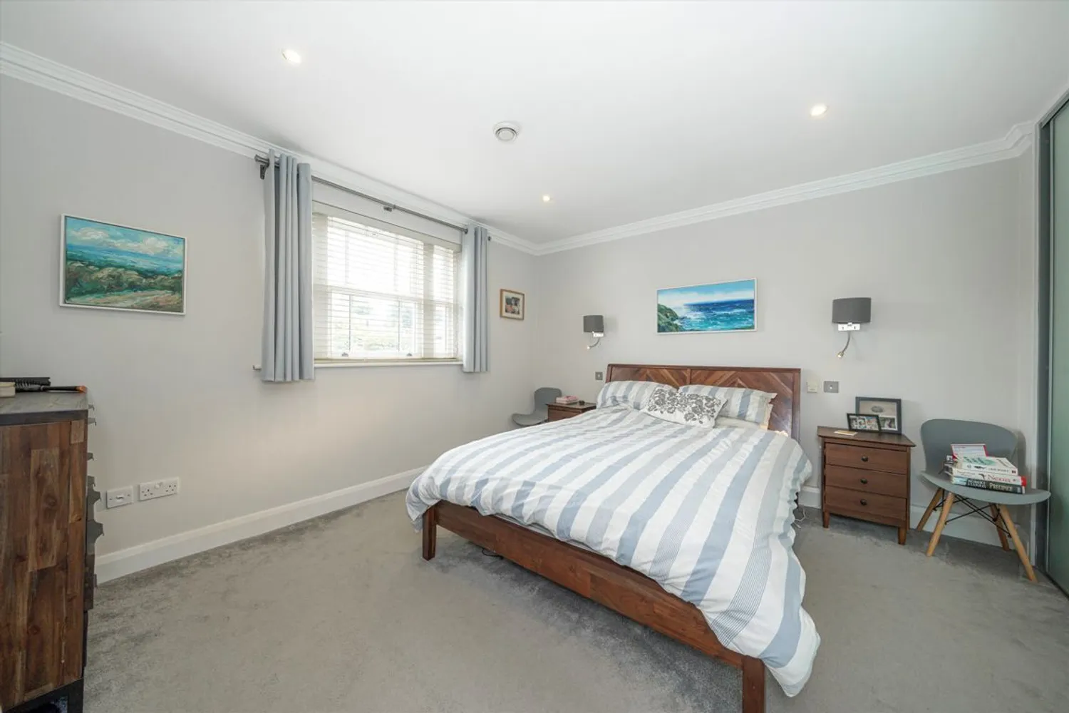 Pyrcroft Lane, Weybridge, KT13 photo 6