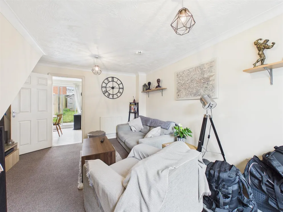 Property carousel item 4