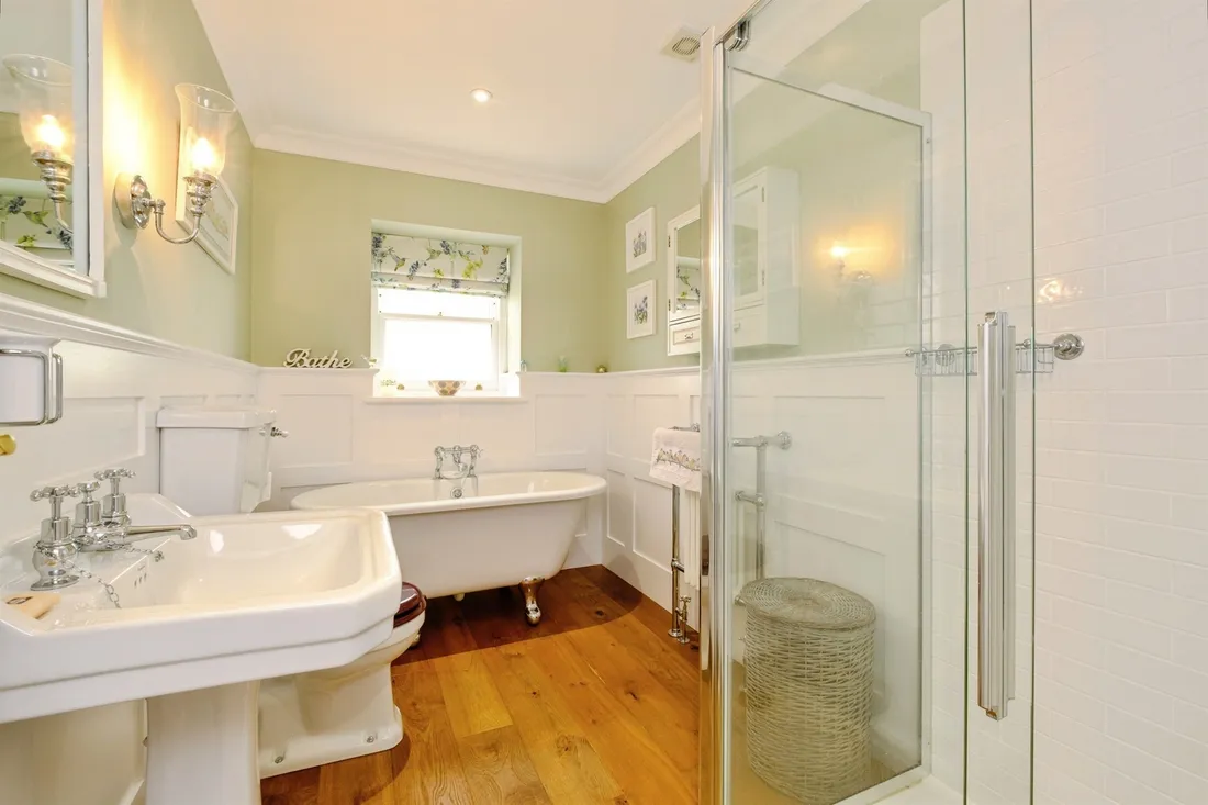 Property photo 35