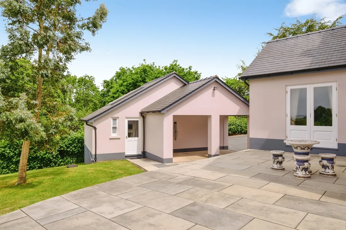 Property photo 42