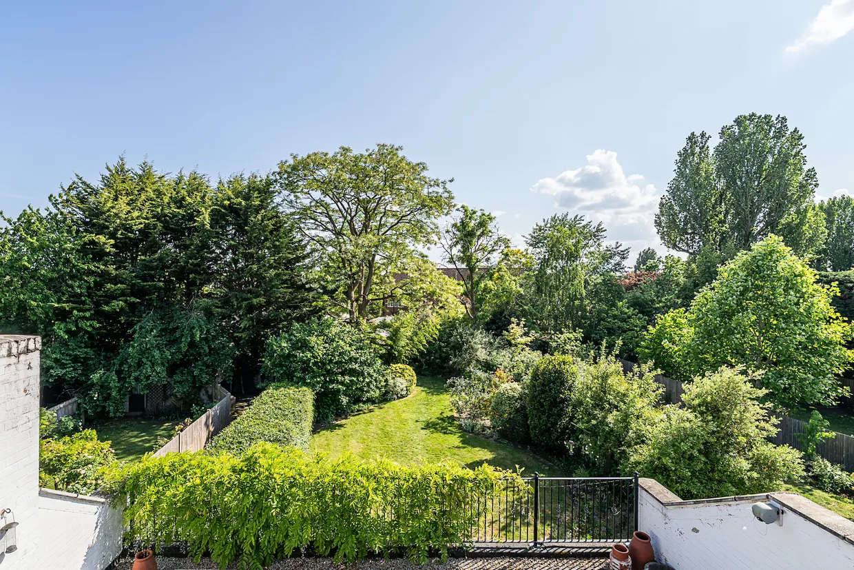 Cambridge Road, London, SW20 photo 4