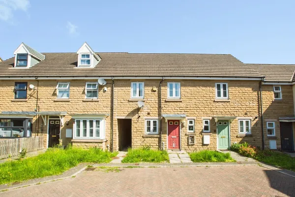 Cusworth Close, Halifax, West Yorkshi...