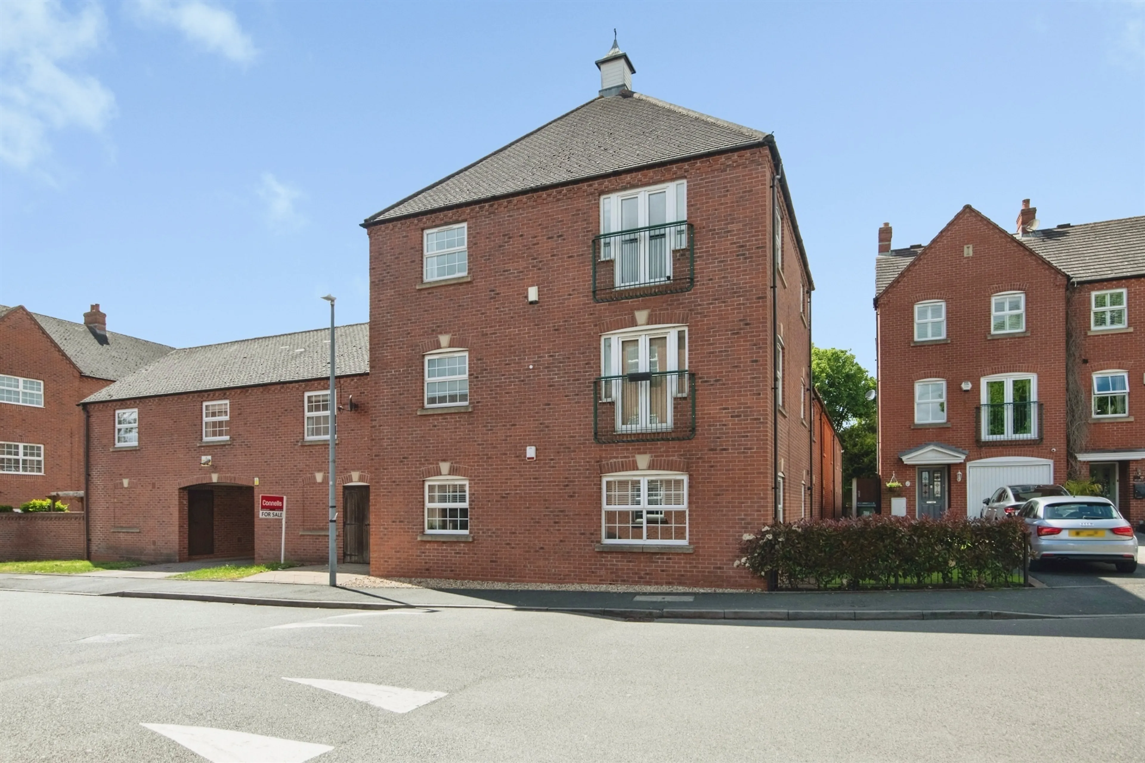 Property photo 0