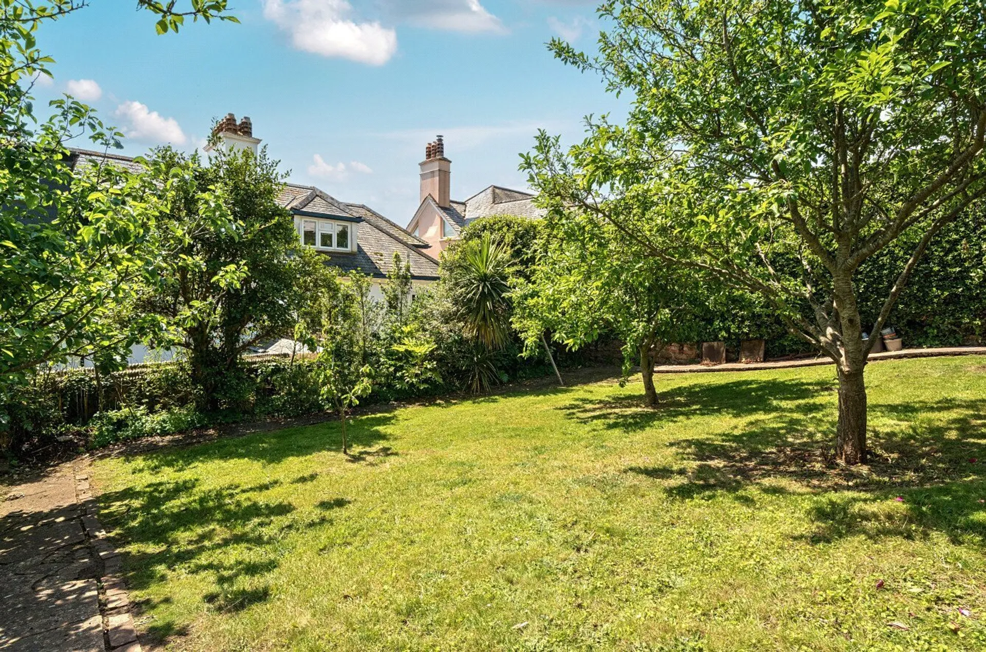 Property photo top 3