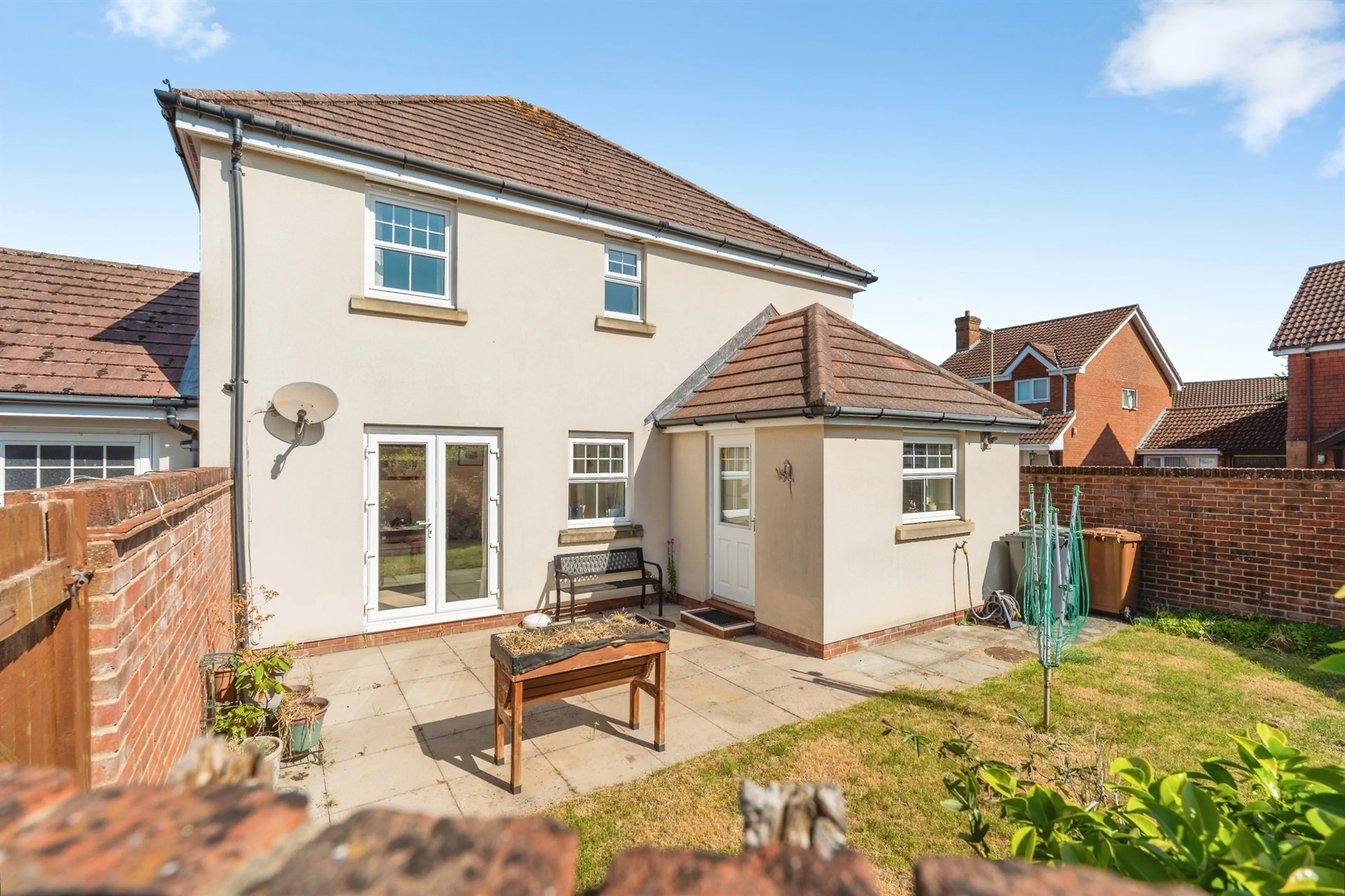Property photo 0