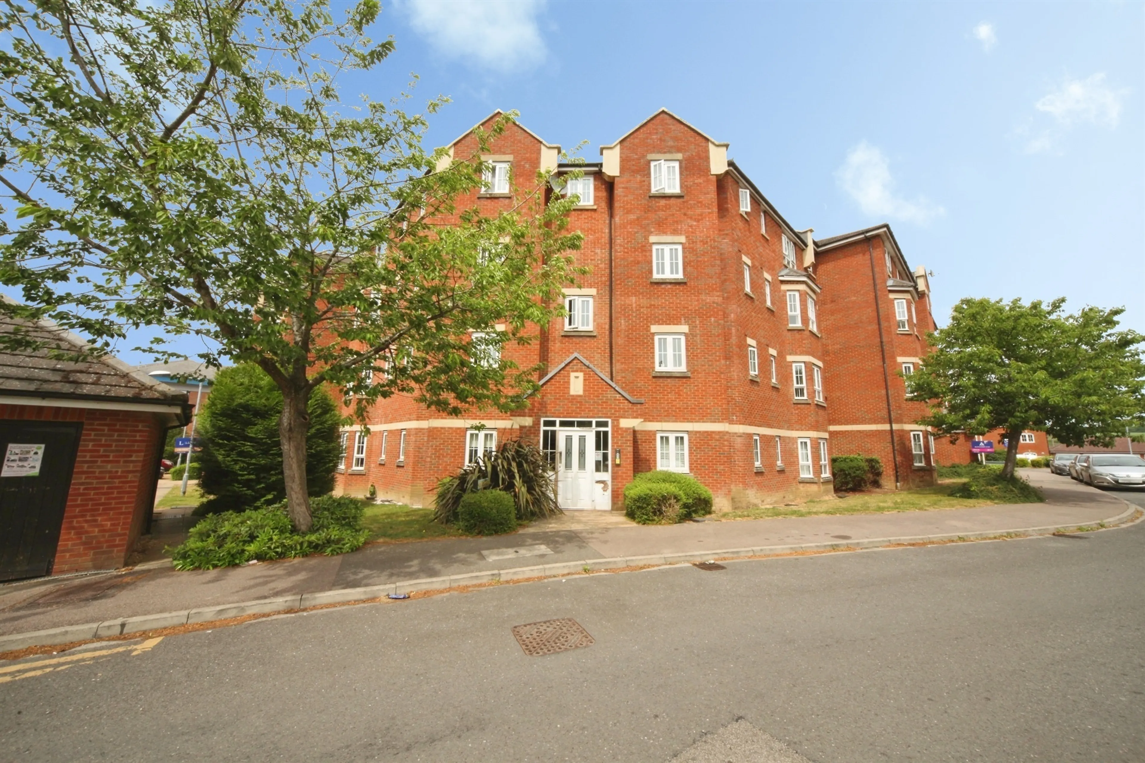 Property photo 0