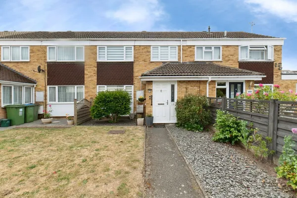 Wyndham Avenue, Cobham, Surrey, KT11