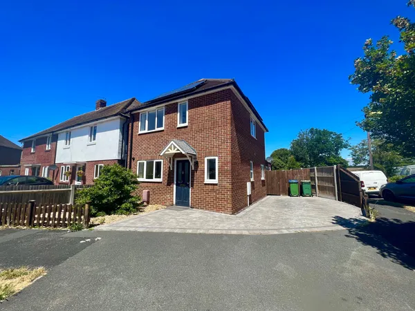 Alexander Grove, Fareham