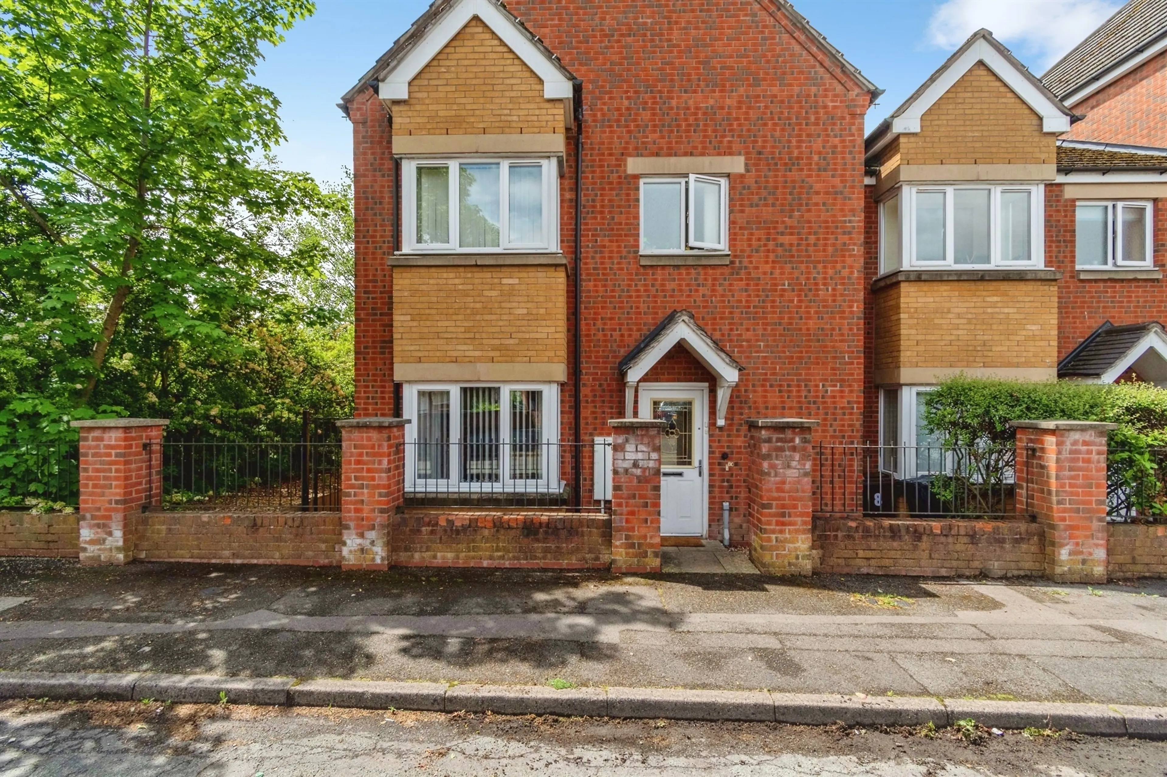 Property photo 0