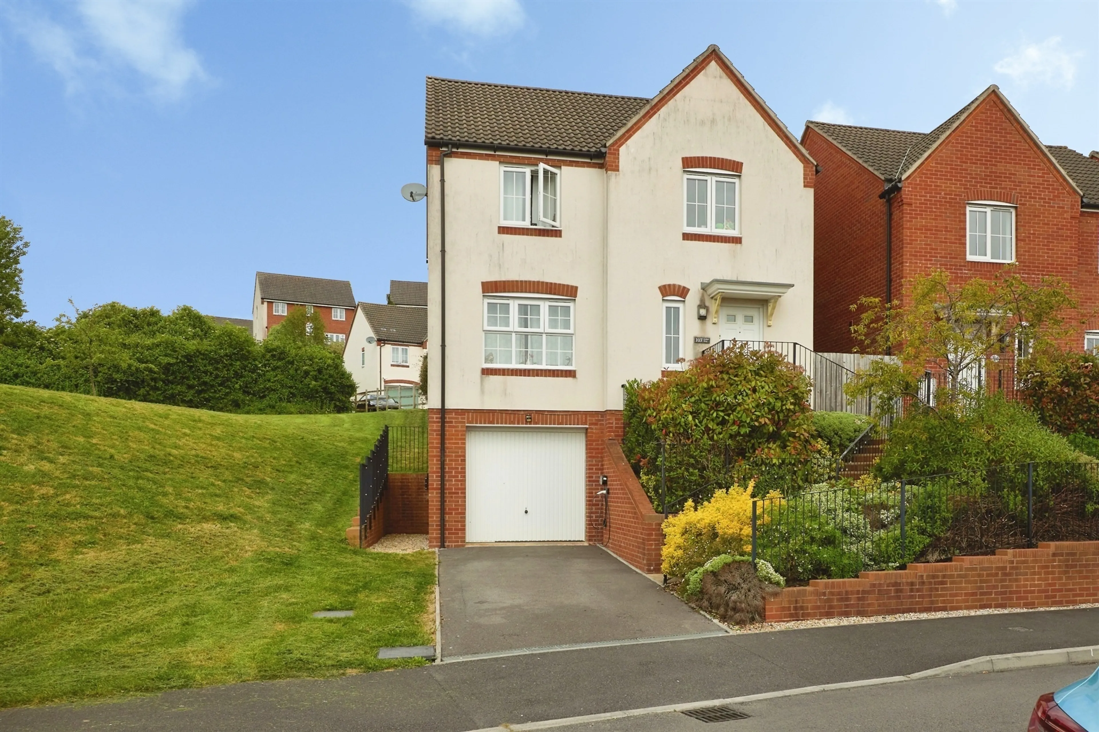Property photo 0