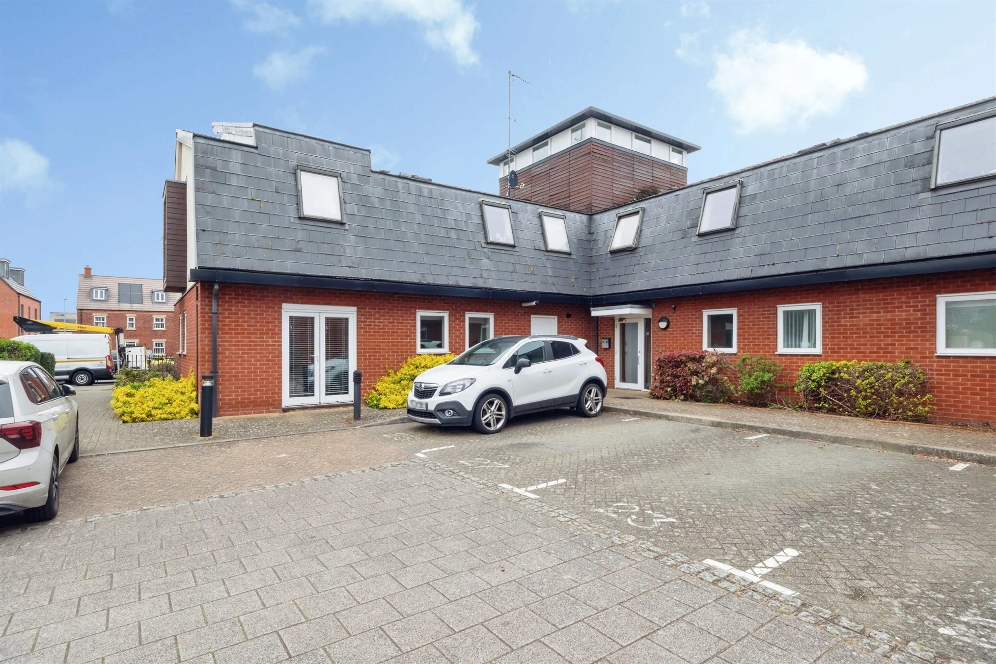 Property photo 0