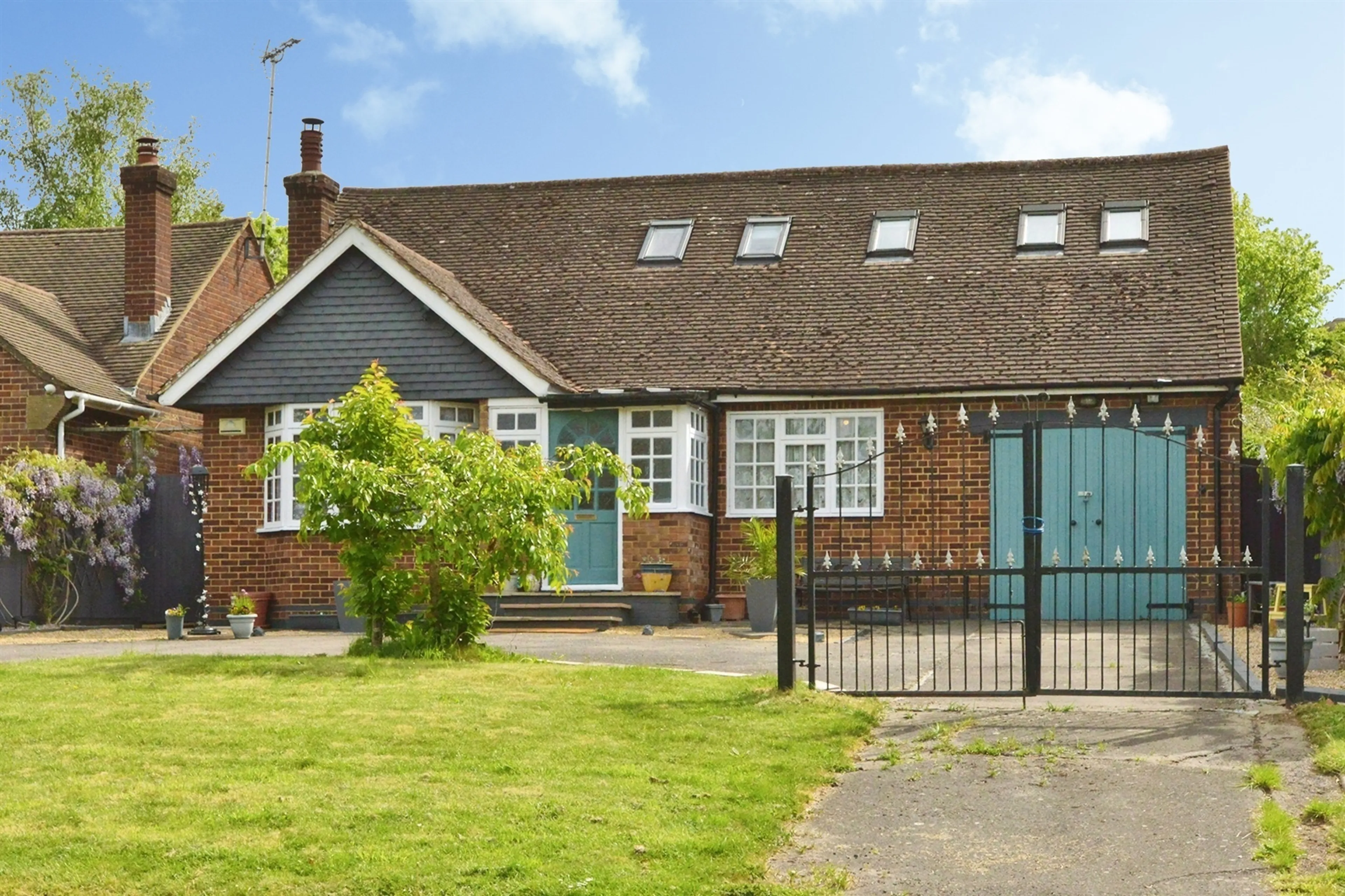 Property photo 0