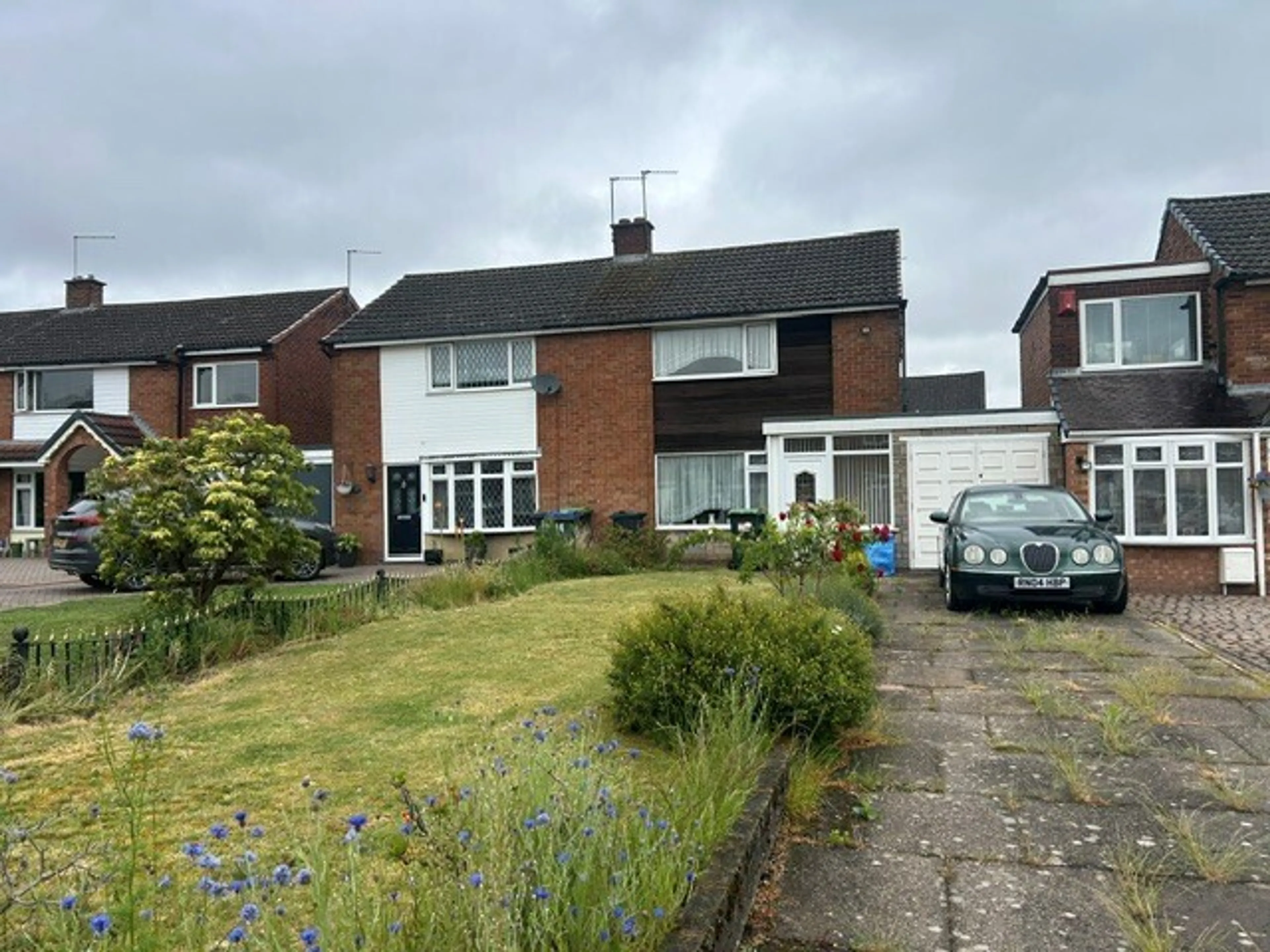 Property photo 0