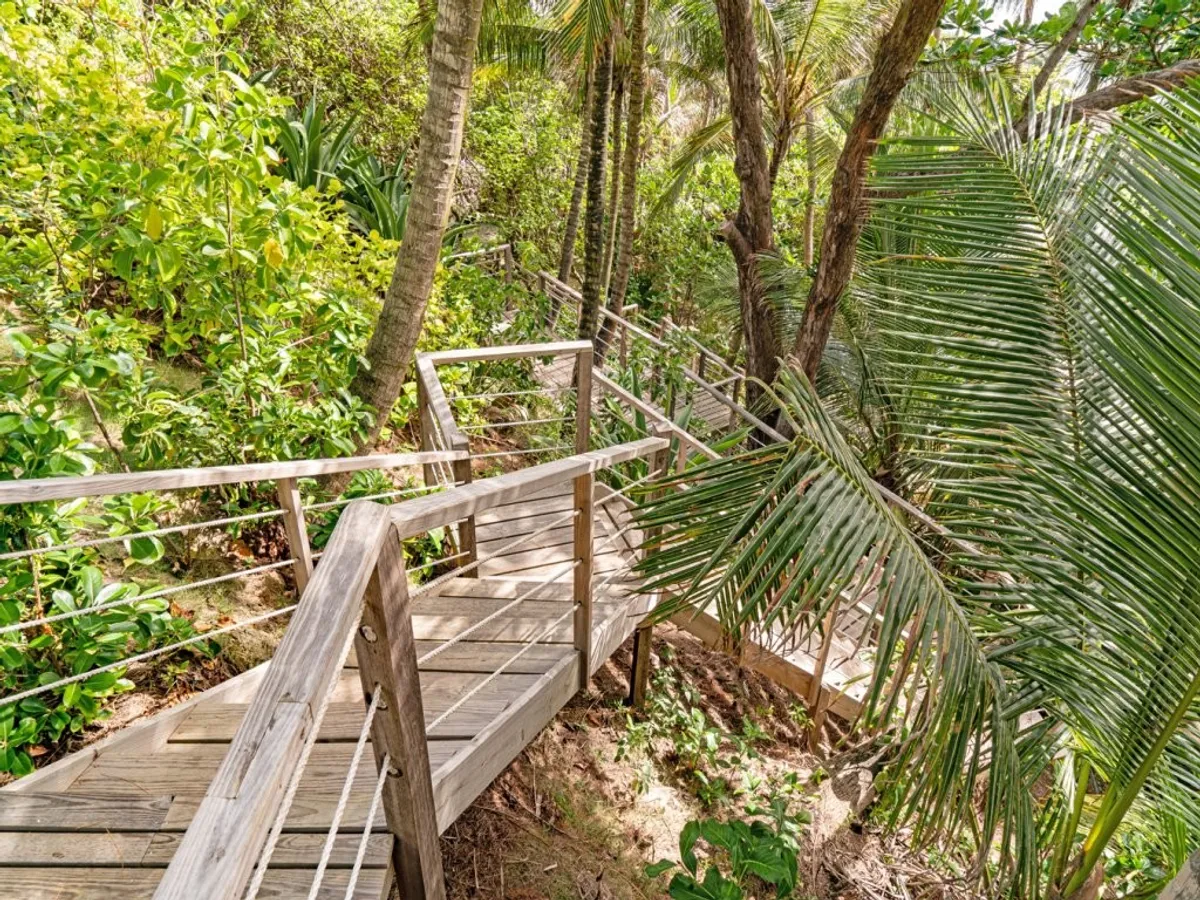Eco Lifestyle & Lodge