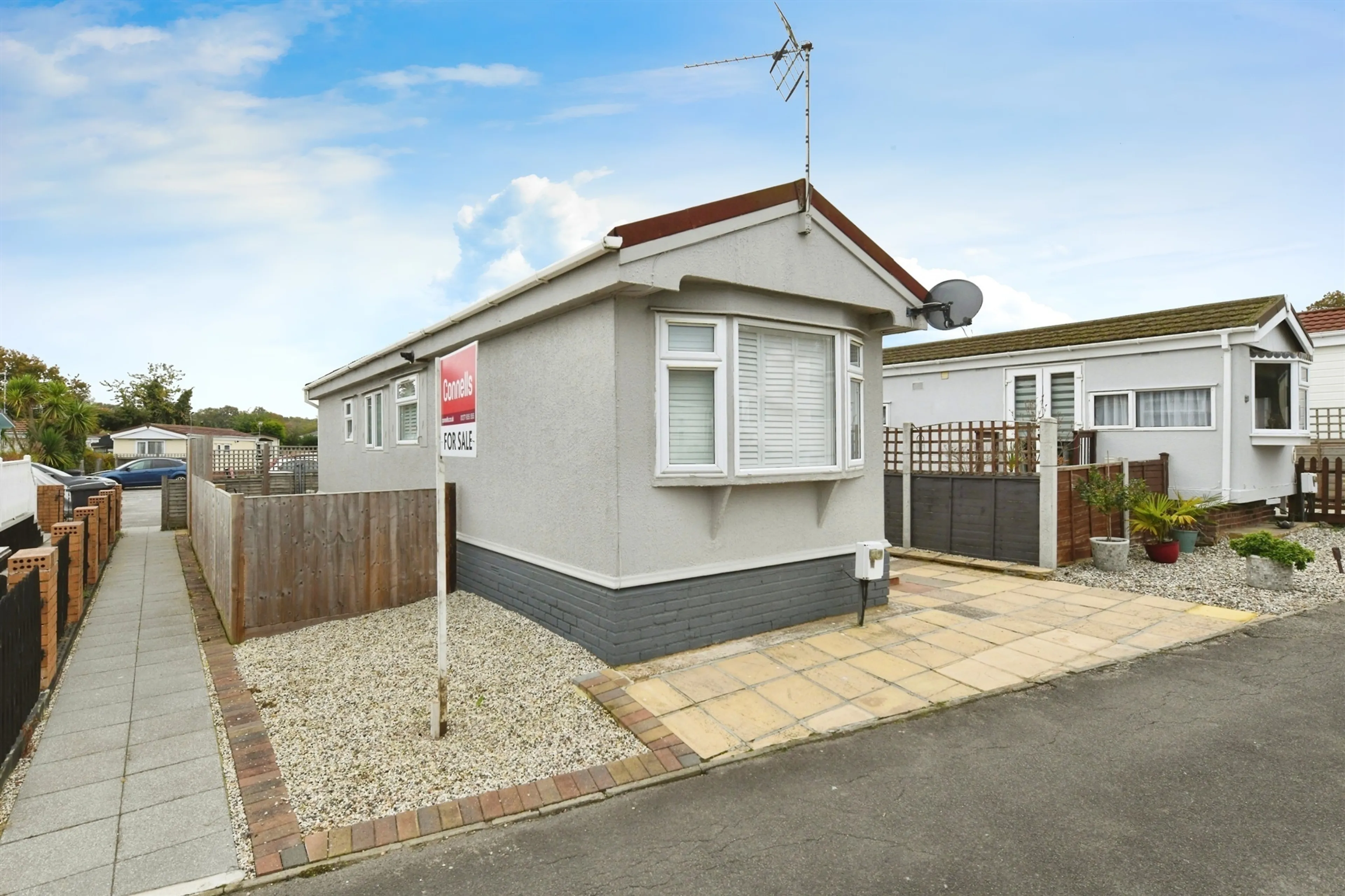 Property photo 0