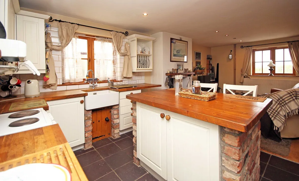 Talwrn, Llangefni, Isle of Anglesey, LL77