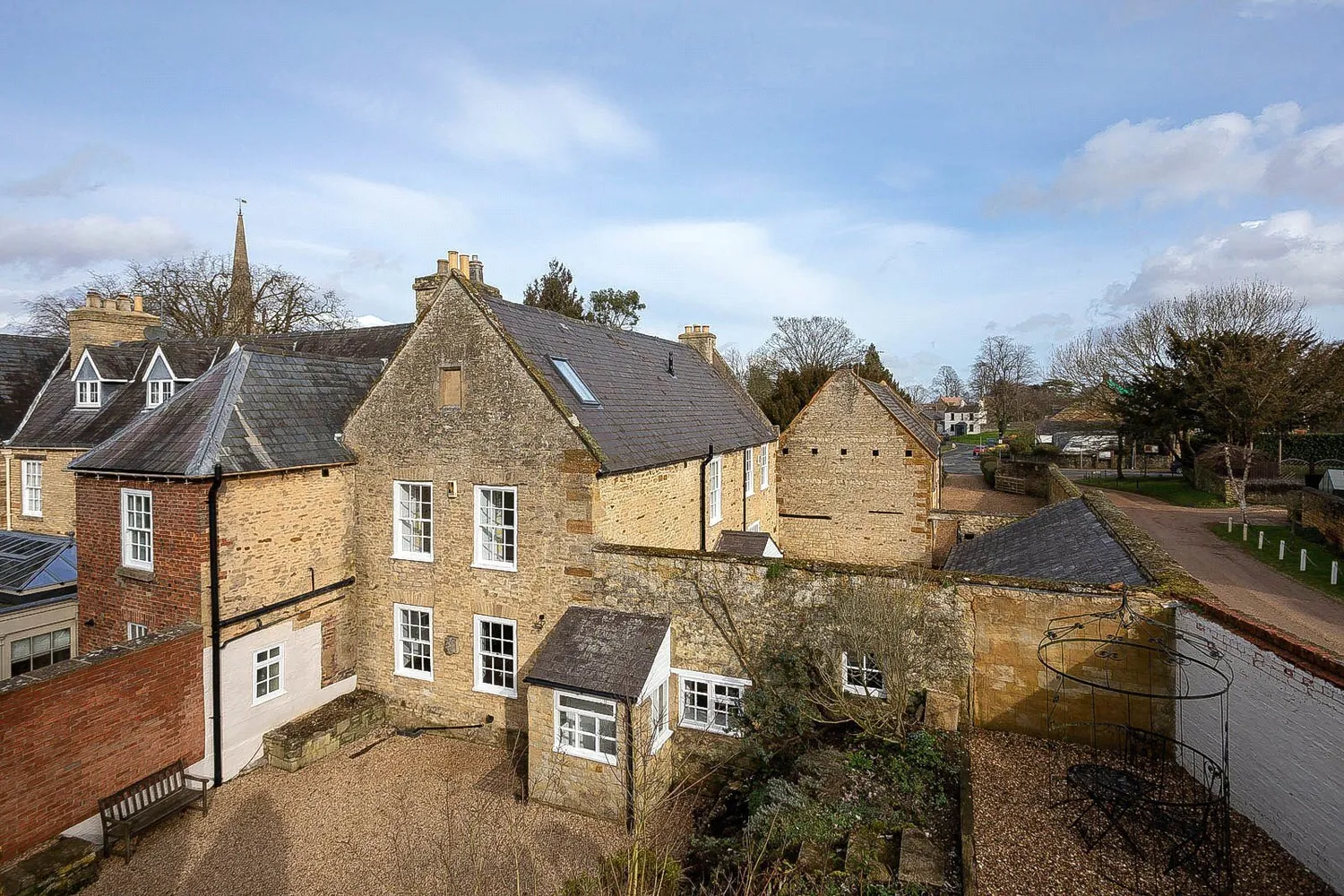 32b High St, Great Houghton, NN4 photo 4