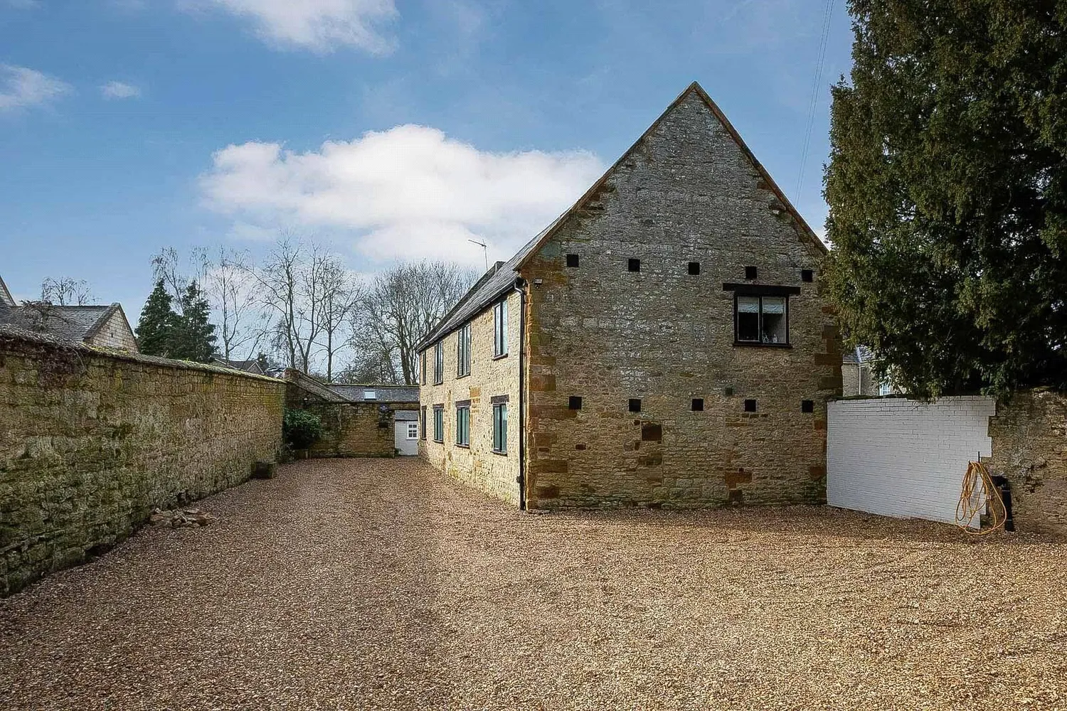 32b High St, Great Houghton, NN4 photo 6