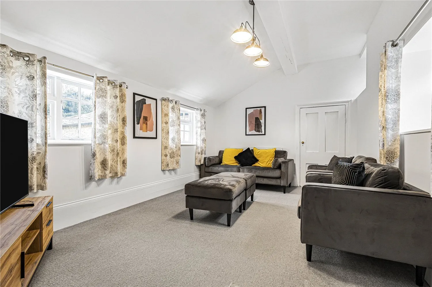 32b High St, Great Houghton, NN4 photo 12