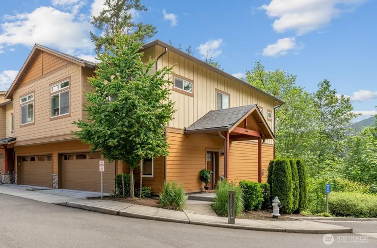 1086 Collier Pl SW, Issaquah, WA 98027