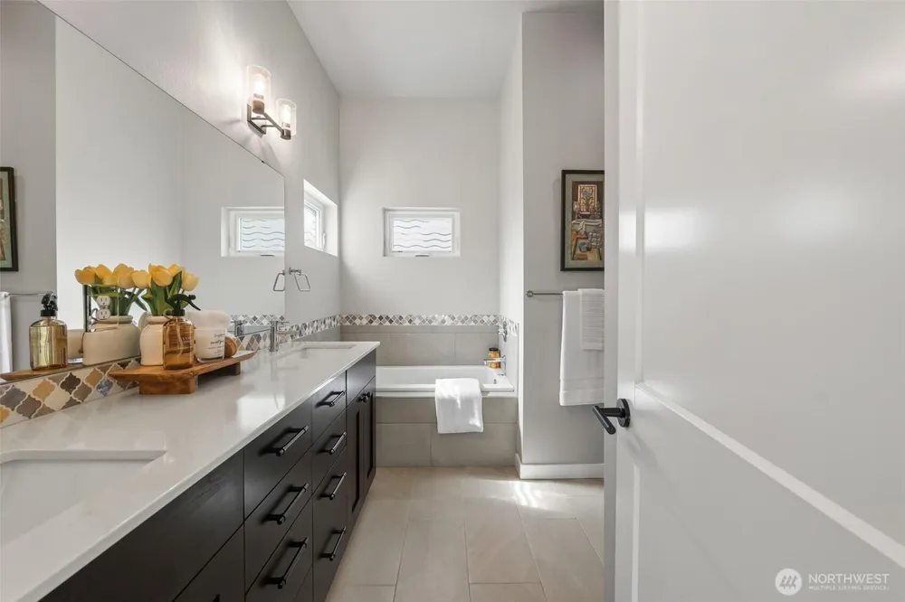 1086 Collier Pl SW, Issaquah, WA 98027
