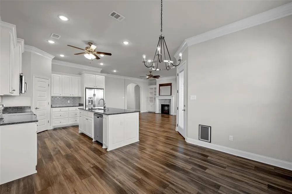 1705 Fabian Dr, Waco, TX 76712